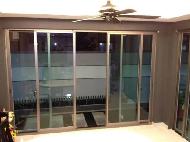 Single Bay Side Hung Window — jendela aluminium single bay side hung, foto 1